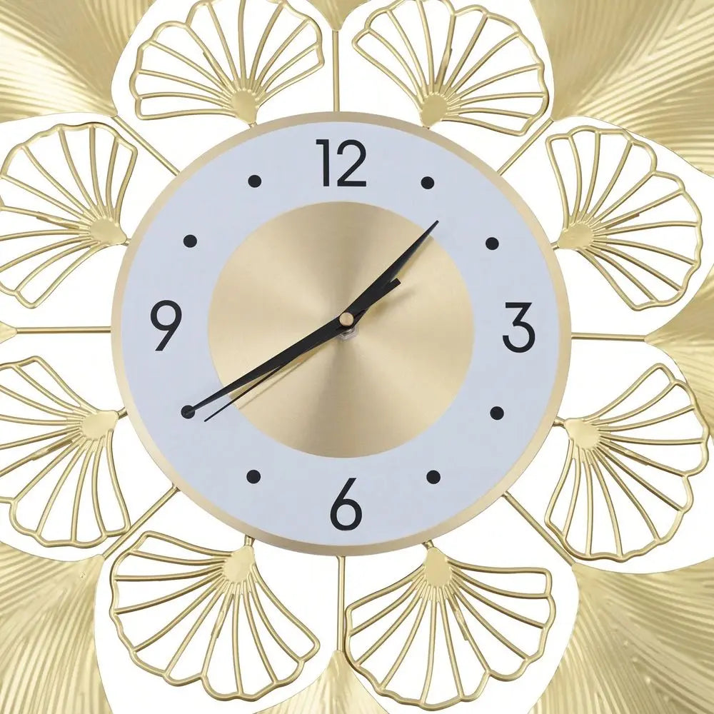 Ginkgo Biloba Wall Clock, 27.56 Inch 3D Creative Ginkgo Biloba Wall Clock, Gold Dial Design Silent Sweep Seconds Movement Digit