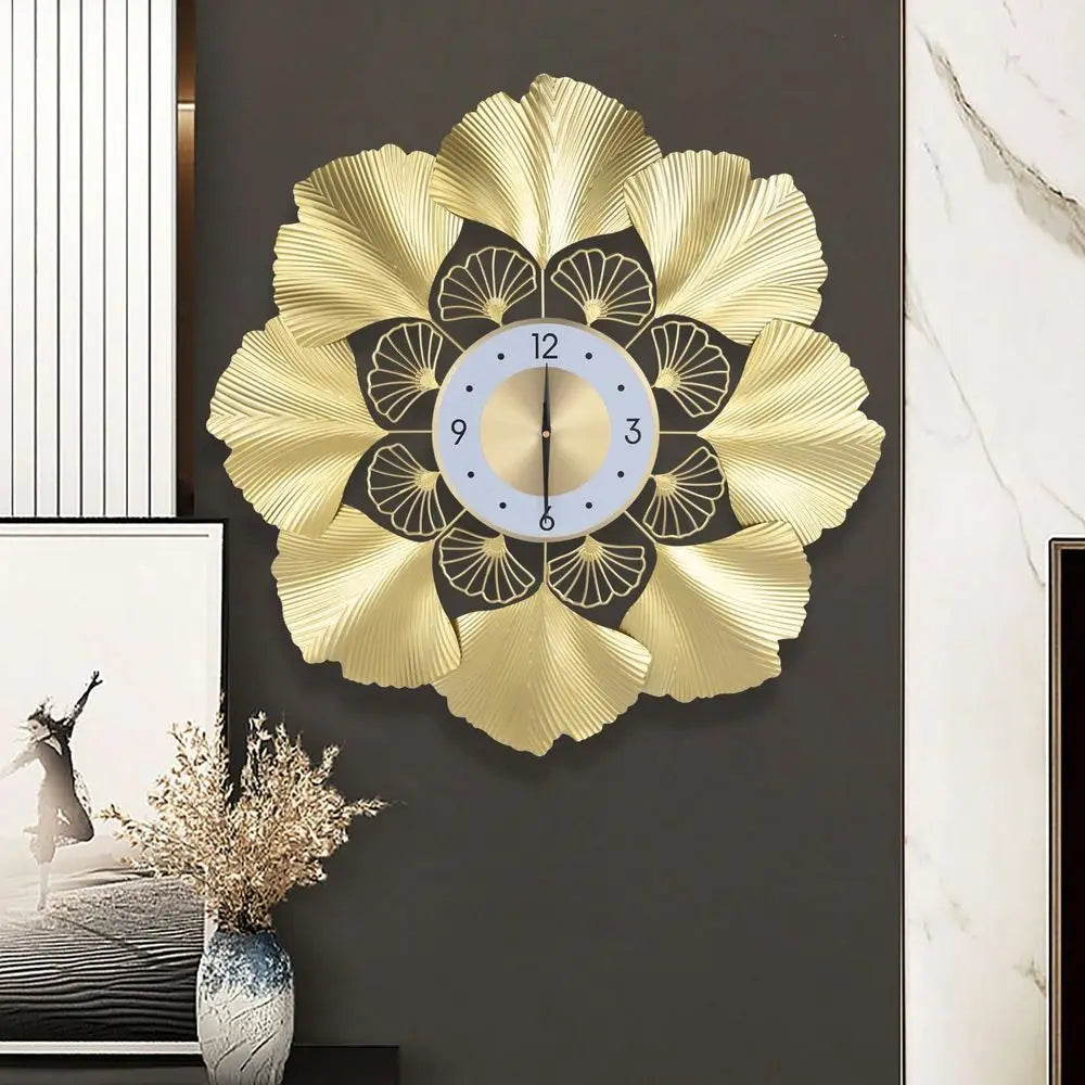 Ginkgo Biloba Wall Clock, 27.56 Inch 3D Creative Ginkgo Biloba Wall Clock, Gold Dial Design Silent Sweep Seconds Movement Digit